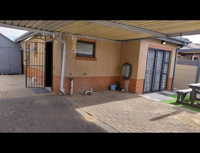 3 BEDROOM HOUSE FOR SALE IN ALBERTSDAL